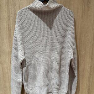 Aritzia Montpellier Turtleneck Sweater - Good used condition - Medium